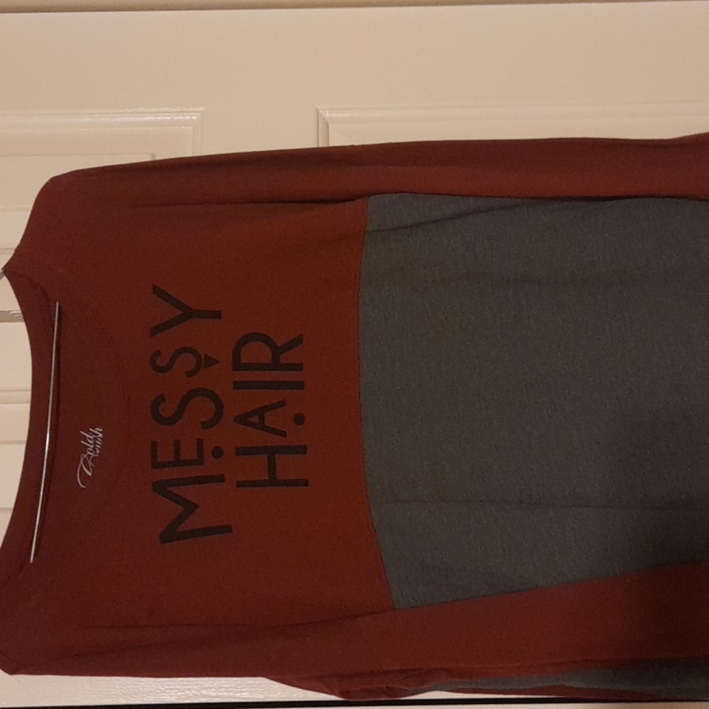 Youth XL Top. Maroon and grey